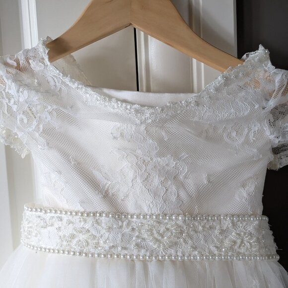 Simply Beautiful Ivory Lace and Tulle Special Occasion Dress for Girls - Picture 8 of 11